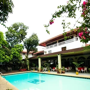 2* Hotel Bohol La Roca